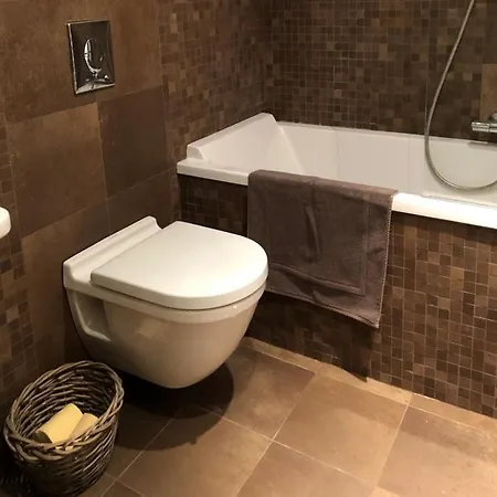 Les De L'escalier Pensionat Brumath