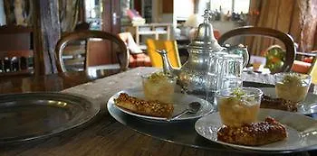 Les De L'escalier Pensionat 3*